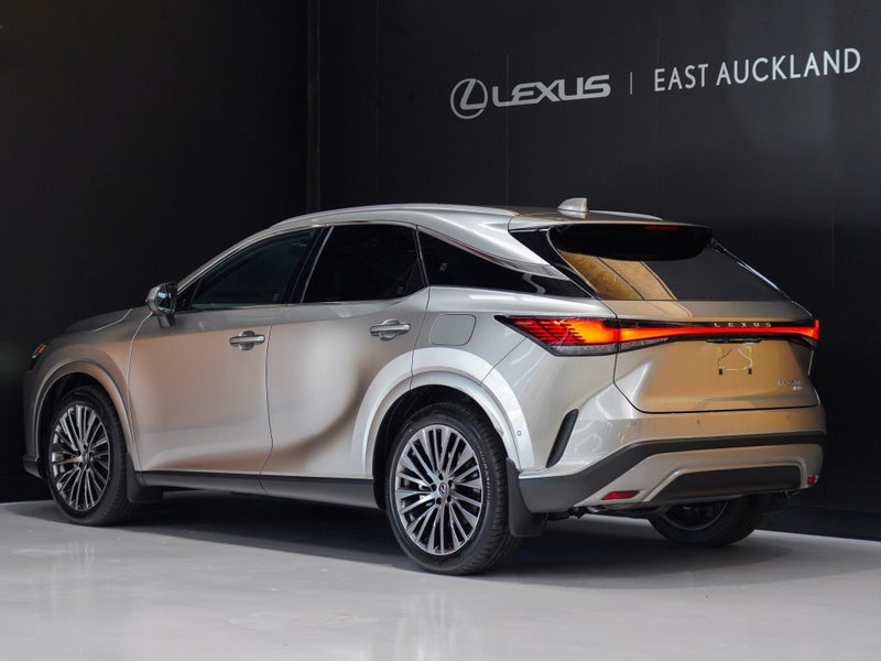 2025 Lexus RX 350h Limited 2.5Ph62866856587522112