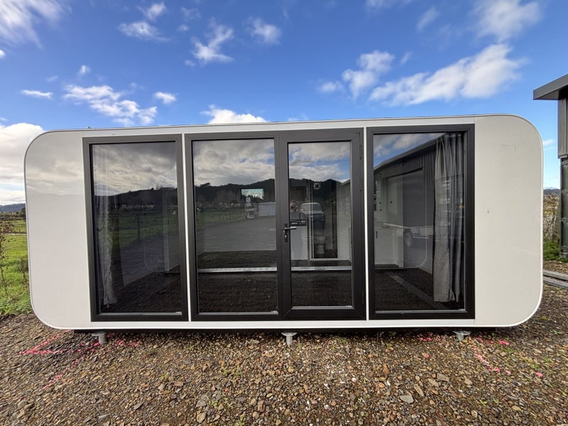 Expandable Prefab Unit with Glass Front – Self-Contained & Solar Powered Carousel 1