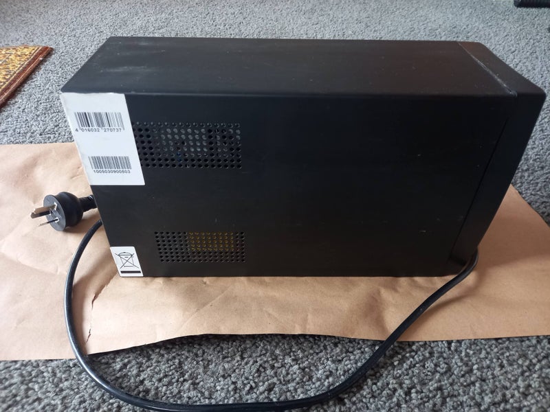 Digitus - model DN-170021- Line Interactive 1000VA UPS Carousel 3
