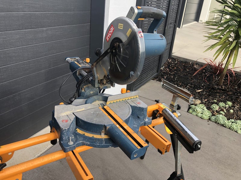 Ryobi drop saw with stand62863243366018113