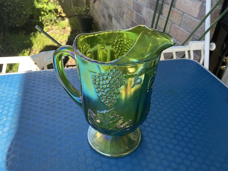Vintage Indiana Glass Green Large Harvest Grape Carnival Glass Pitcher62939540508162113