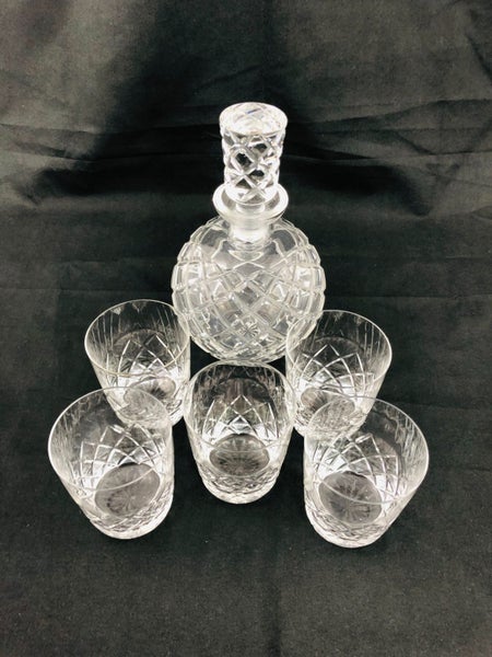 Crystal Decanter & Crystal Glasses (21112)62971968016387111