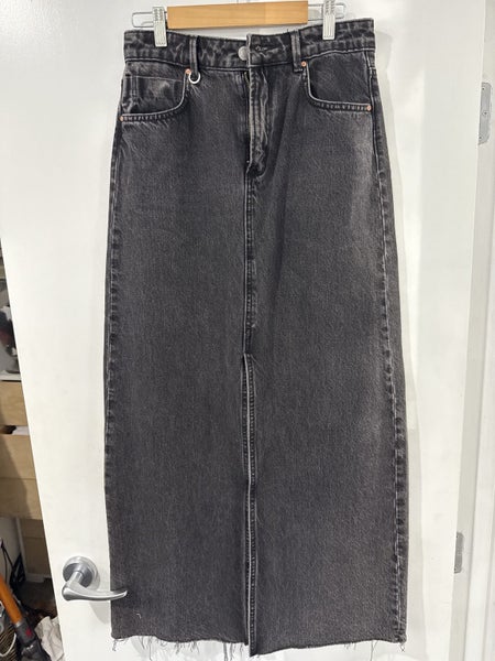 Denim skirt Carousel 1