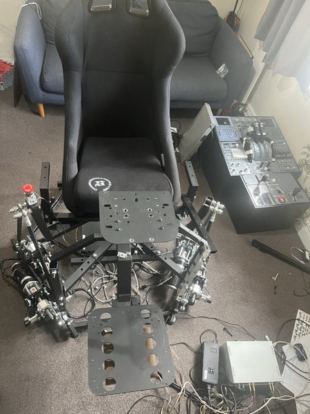 DOF Reality 6DOF Professional Motion Simulator Platform Carousel 4