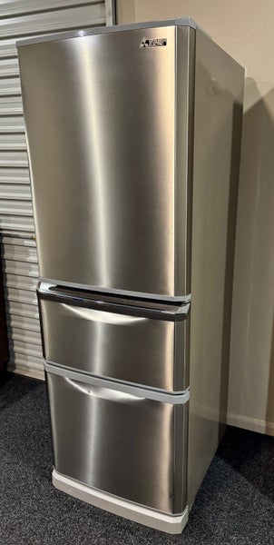 Mitsubishi Two Drawer 375L Fridge freezer62930697912835112