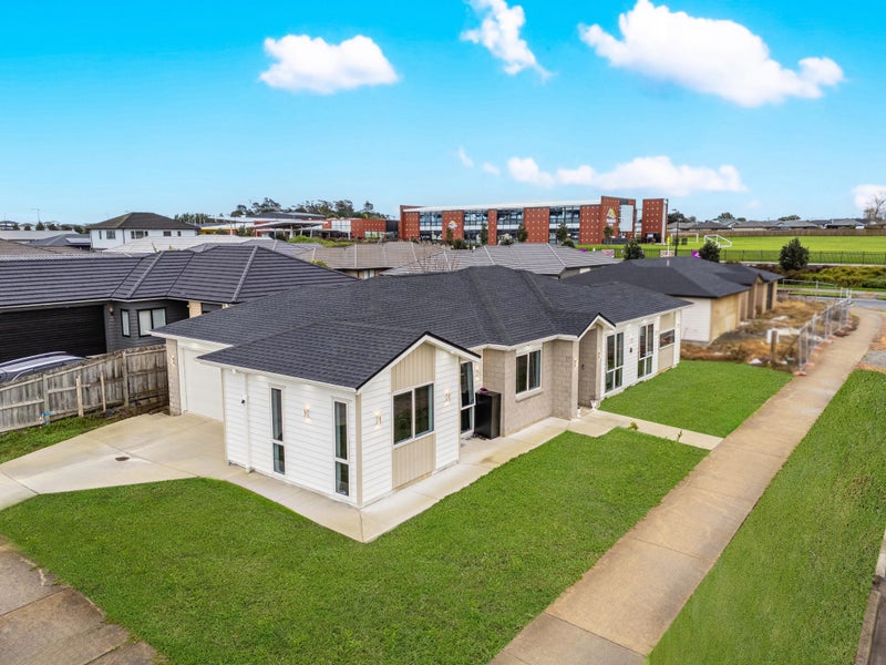 Potential for Extended Family Living62885375976834111