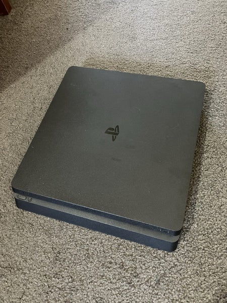 PS4 Console + Controller + Games62864739556739111