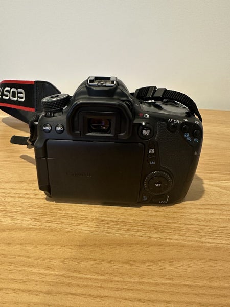 Canon EOS 70D62863223862913114