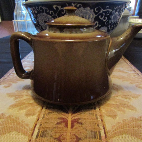 Temuka Cobblestone 4 - 6 Cup Teapot. Ex. Cond. AS NEW.63002566547330112