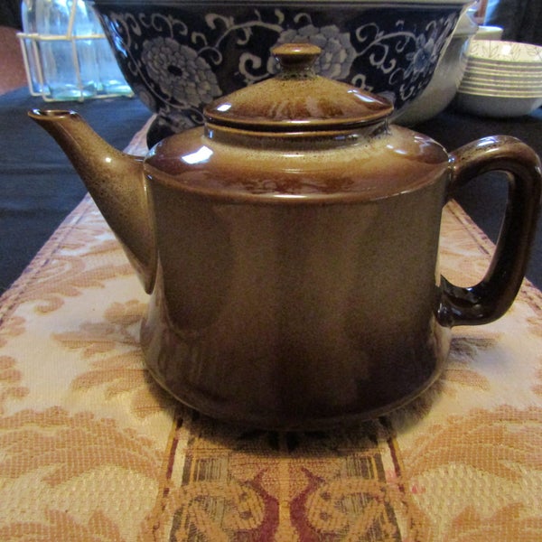 Temuka Cobblestone 4 - 6 Cup Teapot. Ex. Cond. AS NEW.630025665473301112