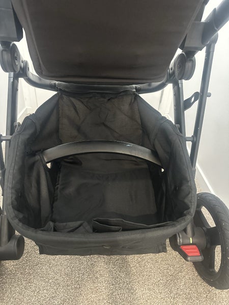 Oscar MX Pram – Edwards & Co | Great condition + extras62854321990914112