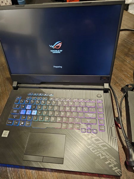 Asus ROG 15.6" gaming laptop GeForce RTX2060628632216536351110