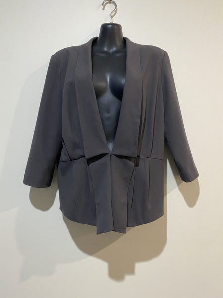 Jeanswest Grey Blazer – Size 12, Clasp Front, 3/4 Sleeve, Smart Casual Blazer64443660877570112