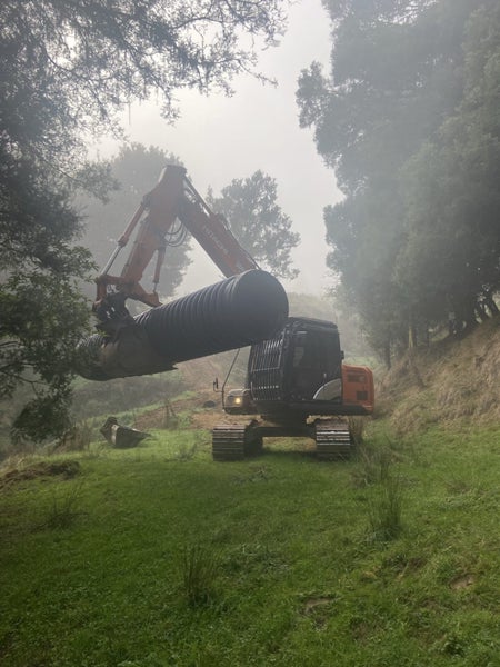 Hitachi 130 LCN 202262863858917763113