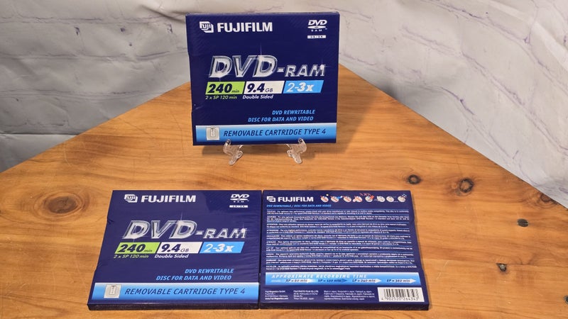 FUJIFILM DVD-RAM Disc 9.4GB Double Sided Removeable Cartridge Type 4 *EACH* Carousel 1