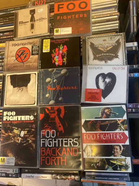 * bulk buy FOO FIGHTERS CDS & DVDS ** Carousel 2