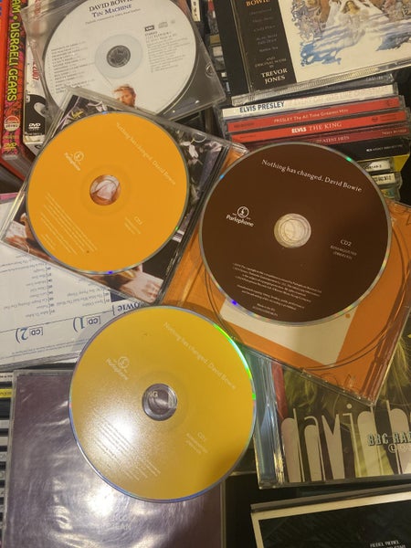 * bulk buy x 12 DAVID BOWIE CDS & DVDS ** Carousel 5
