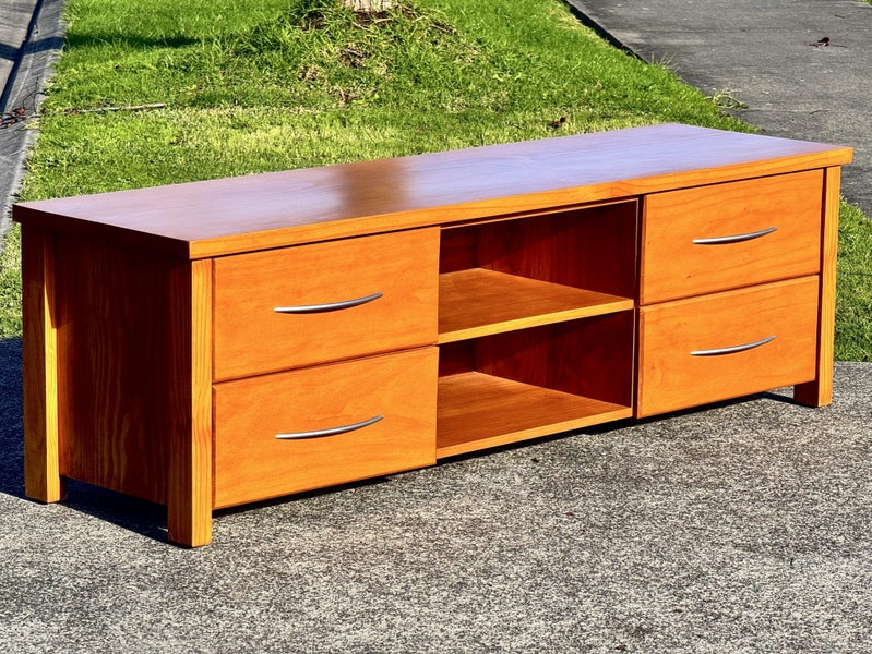 $1 RESERVE! ABSOLUTELY GORGEOUS ‘HARVEY NORMAN’ SOLID WOOD ENTERTAINMENT UNIT! Carousel 1