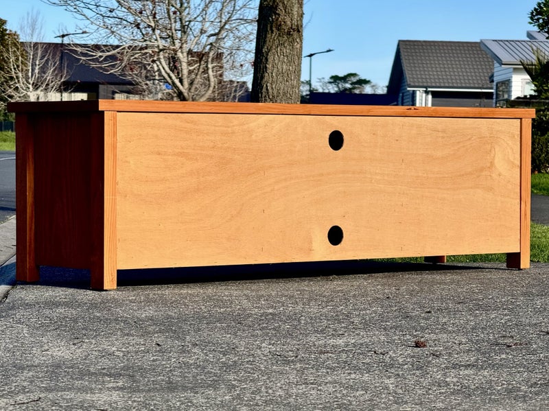 $1 RESERVE! ABSOLUTELY GORGEOUS ‘HARVEY NORMAN’ SOLID WOOD ENTERTAINMENT UNIT! Carousel 20