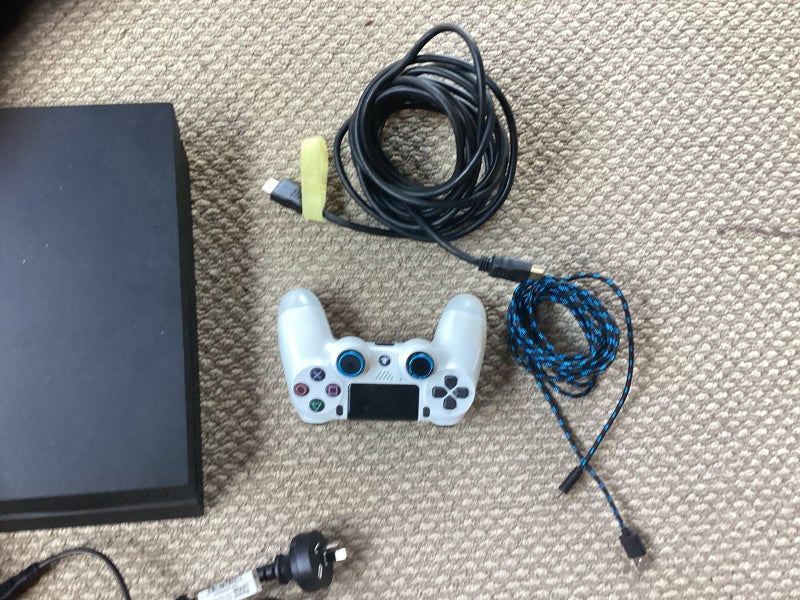 PS4 1TB Carousel 6