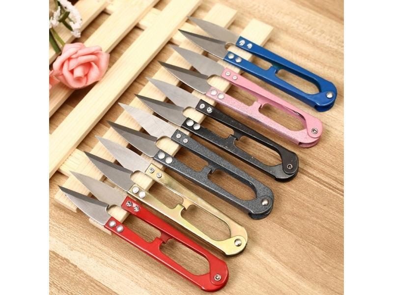 1Pcs Multicolor Trimming Sewing Scissors Nippers U Shape Clippers Yarn Carousel 1