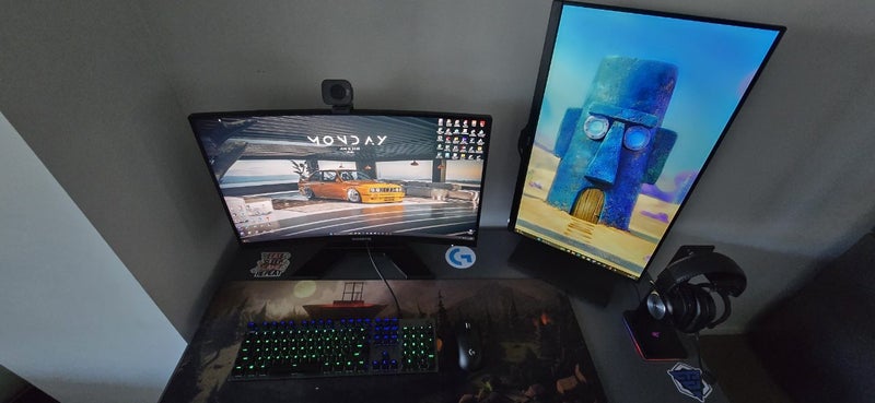 Full Gaming & Streaming Setup + Desk & Chair - RTX 4070 Ti SUPER Carousel 1