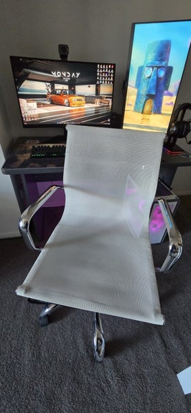 Full Gaming & Streaming Setup + Desk & Chair - RTX 4070 Ti SUPER Carousel 6