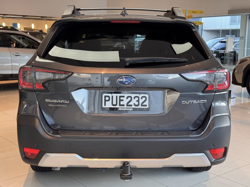 2023 Subaru Outback Touring 2.5P/4WD62865833960067114