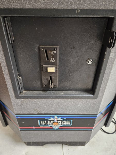 NBA JAM PIN BALL MACHINE Carousel 4