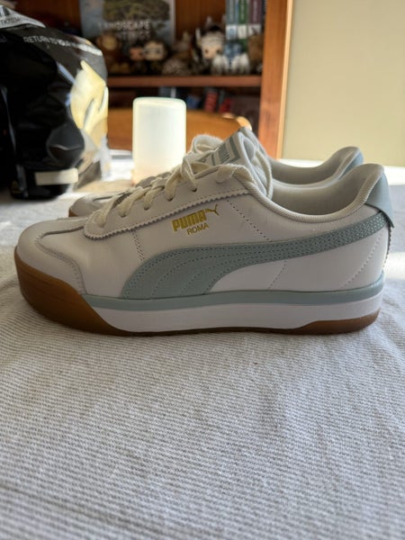 White Puma Sneakers Carousel 1