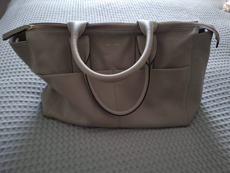 Jem and Bea Changing bag in soft grey leather628647372552991118