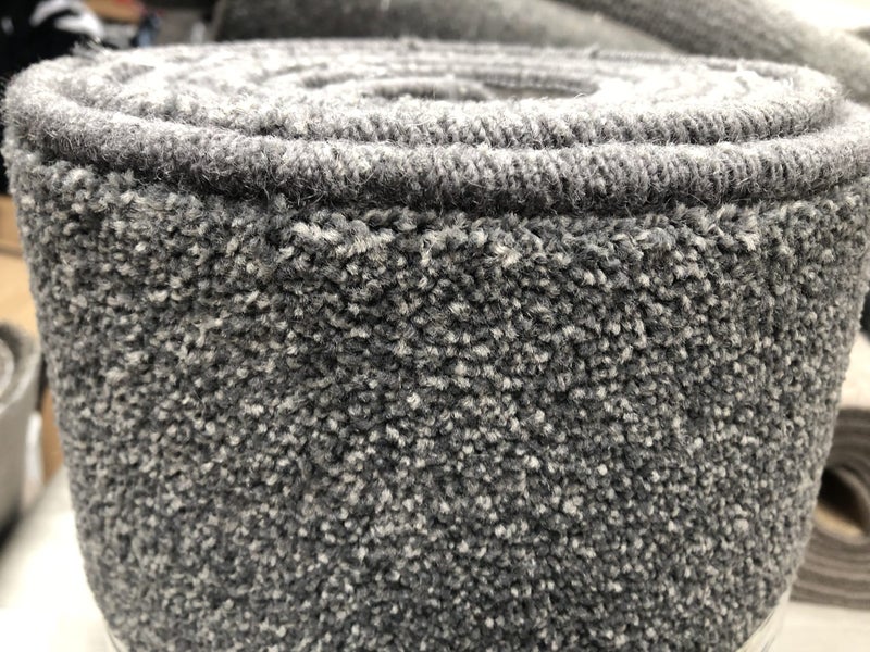 Back-room Bargain Nylon Runner 45 cm x 3.71 metres Carousel 2