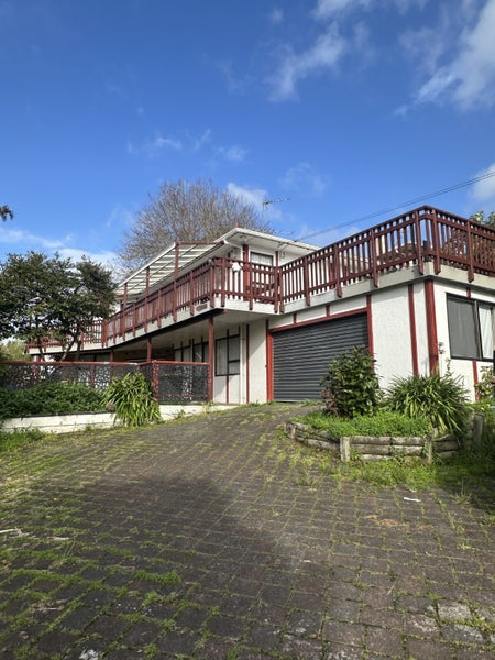 Image 1 of 11