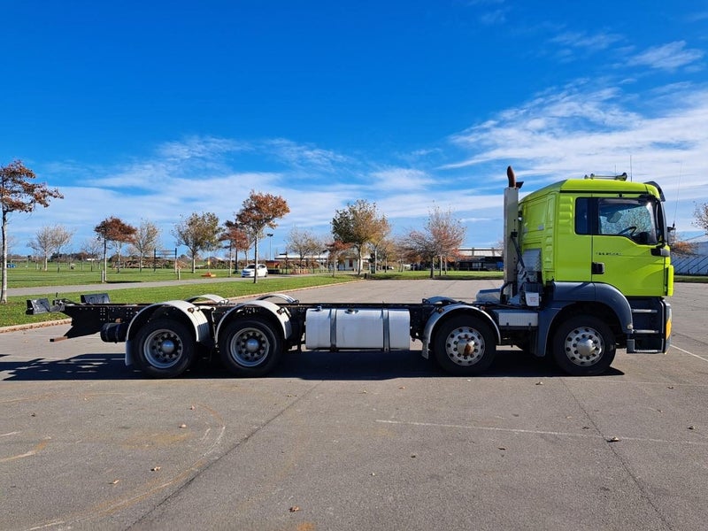 MAN TGS Cab and Chassis 8x462864751884418111
