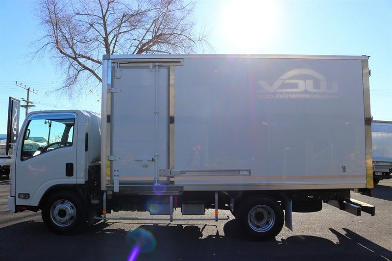 2018 Isuzu NPR 450 Auto Box Body 3YR WARRANTY62863264085379112