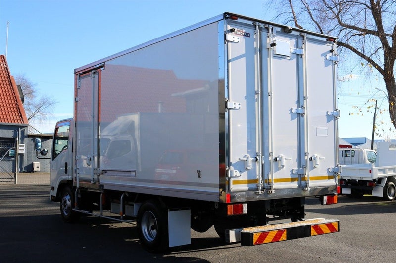 2018 Isuzu NPR 450 Auto Box Body 3YR WARRANTY62863264085379113