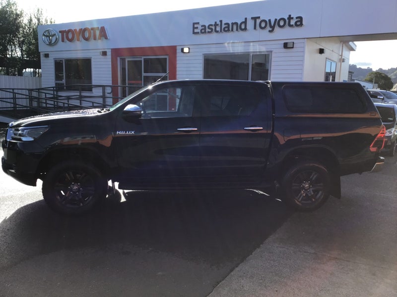 2021 Toyota Hilux SR5 TD DC 2.8DT/4WD63612186079361114
