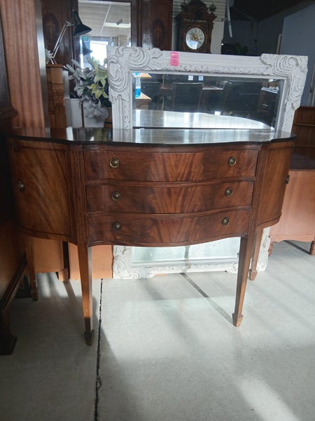 1293 BOW FRONT DRESSER/BUFFET Carousel 1