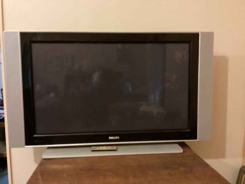 Television Phillips 42” Carousel 2