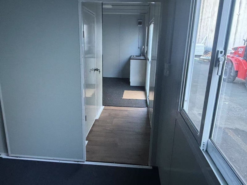7mx3m Self-contained Cabin 21sqm-with bathroom kitchen62981389970434114