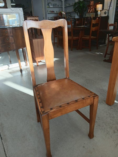 1297 VINTAGE DINING CHAIR Carousel 2