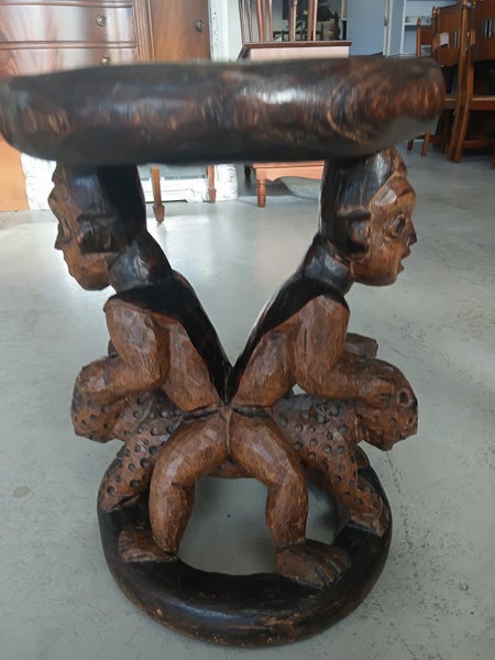 1298 CARVED TIMBER SMALL SIDE TABLE Carousel 1