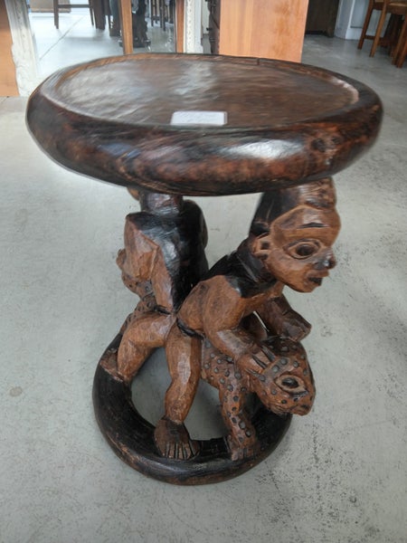1298 CARVED TIMBER SMALL SIDE TABLE Carousel 5