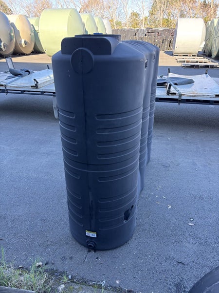 2000L Black Second Grade Slimline Tank - AU000107062865825396993111