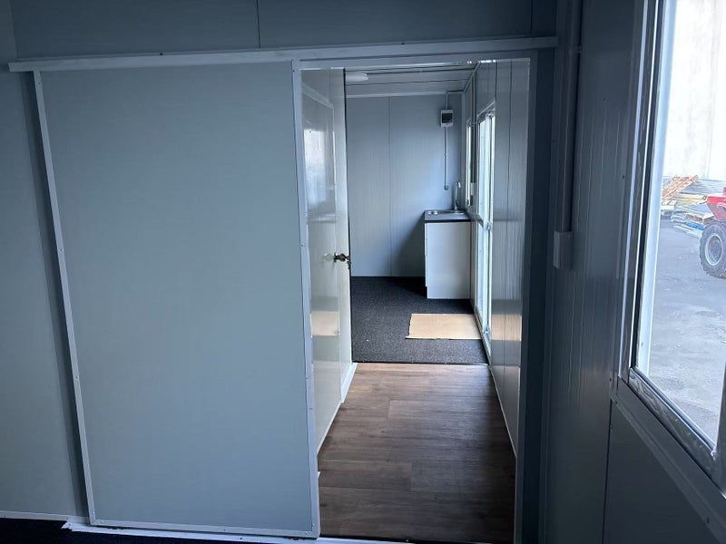 7mx4m Self-contained Cabin 28sqm-with bathroom kitchen62980456126465112