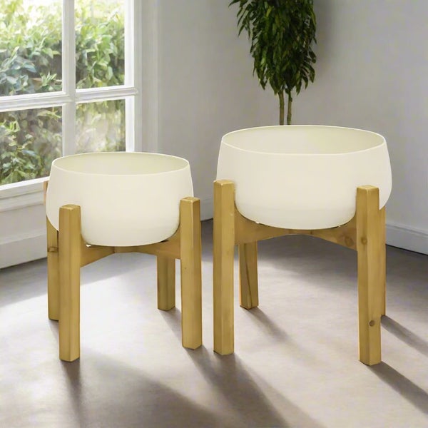 STONELEIGH & ROBERSON POLLY METAL PLANTER Carousel 1