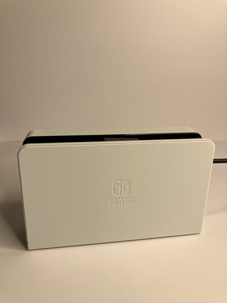Nintendo Switch OLED Console – Excellent Condition + Extras62863869220611112