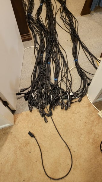 Aprox 80 2.5m iec power leads for computers etc Carousel 2