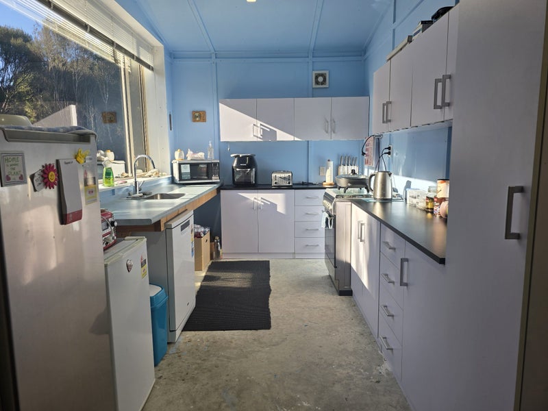 Image 3 of 23