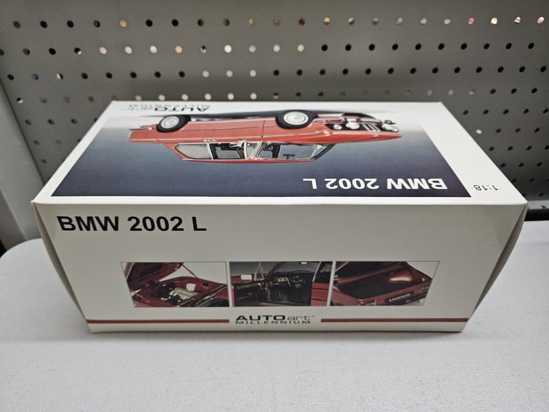 1/18 BMW 2002 L tii Carousel 19